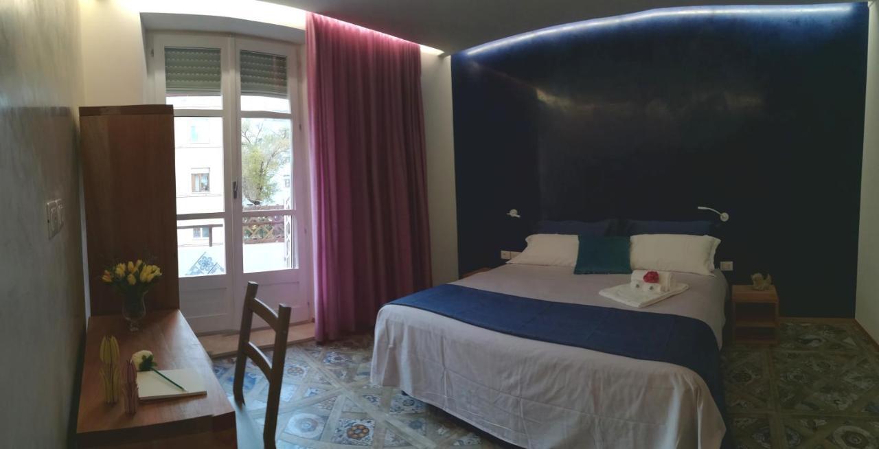 ホテル Casa Orru ヌーオロ エクステリア 写真